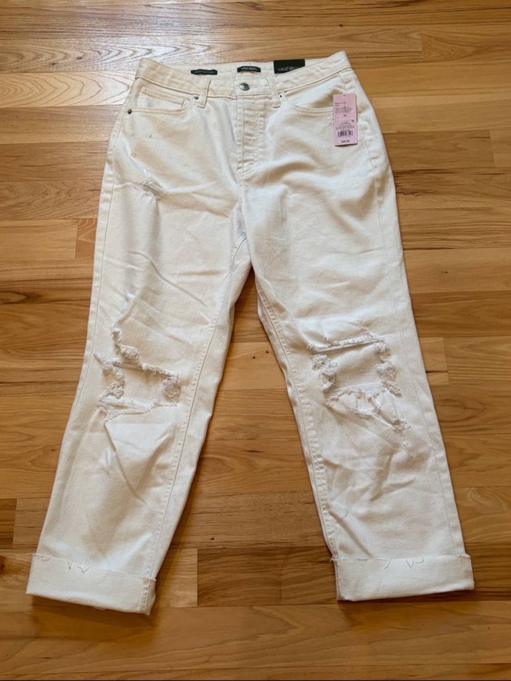 wild fable White Distressed Women's Boyfriend Jeans